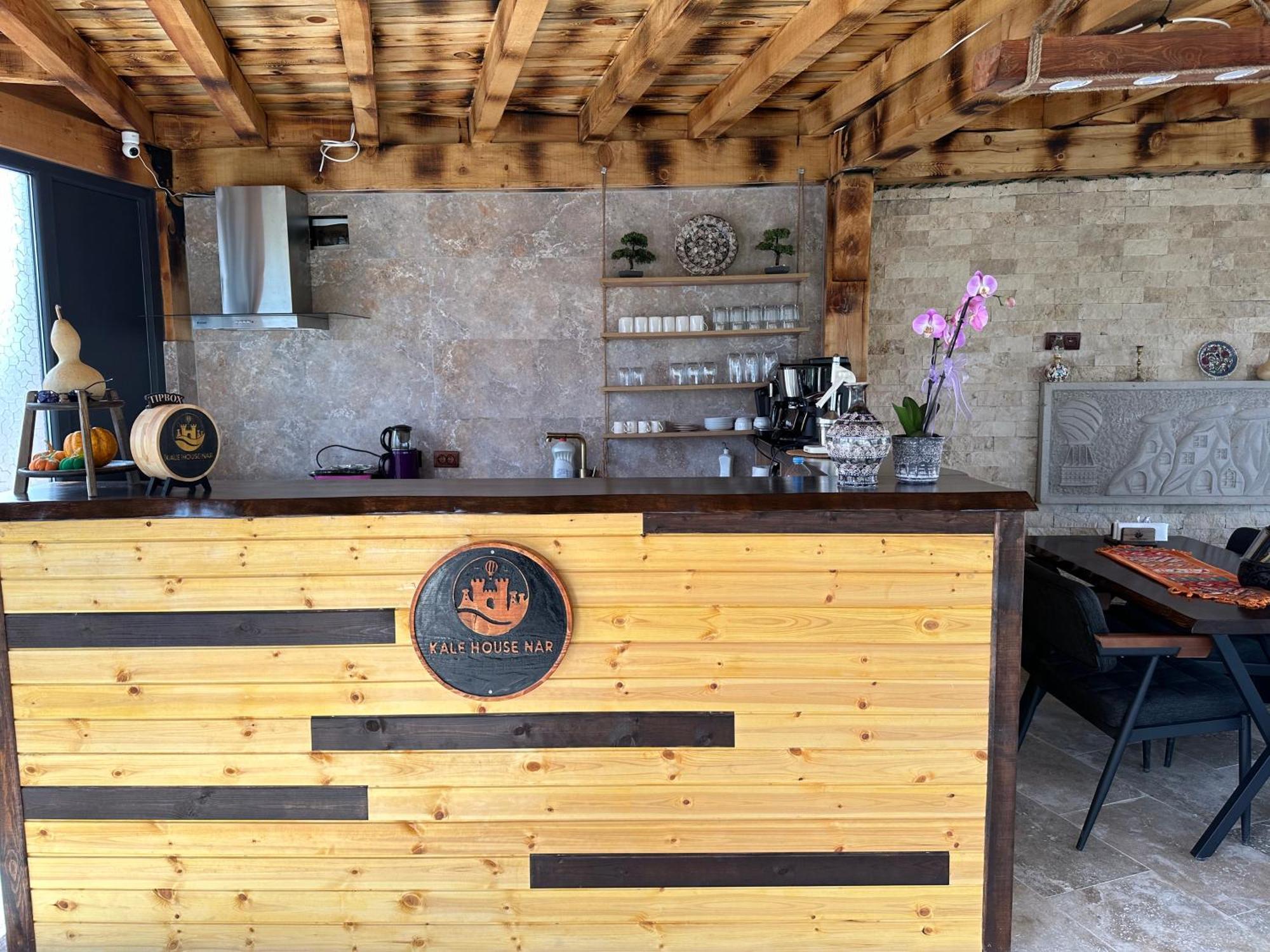 Hotel apartamentowy Kale House Nar *