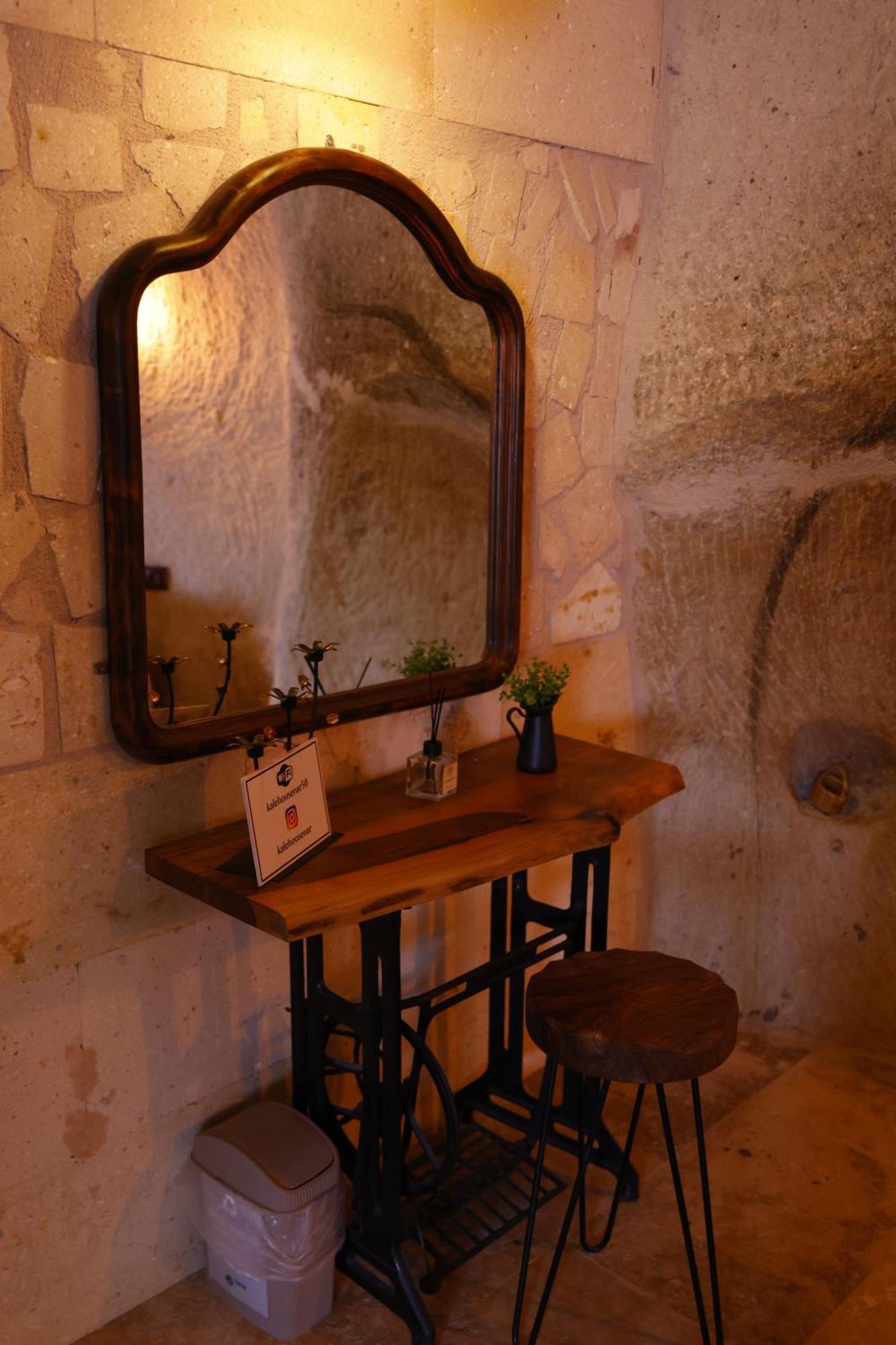 Hotel apartamentowy Kale House Nar *