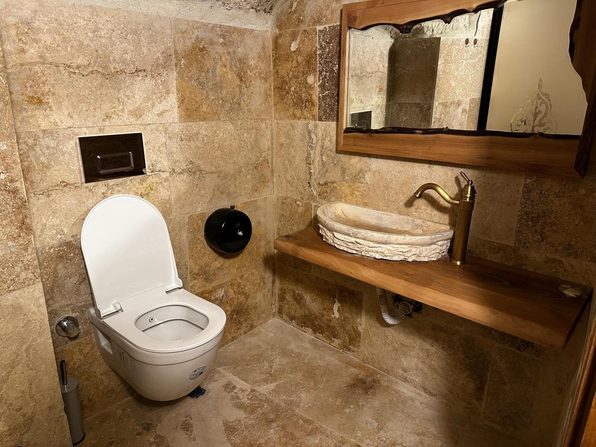 Hotel apartamentowy Kale House Nar *