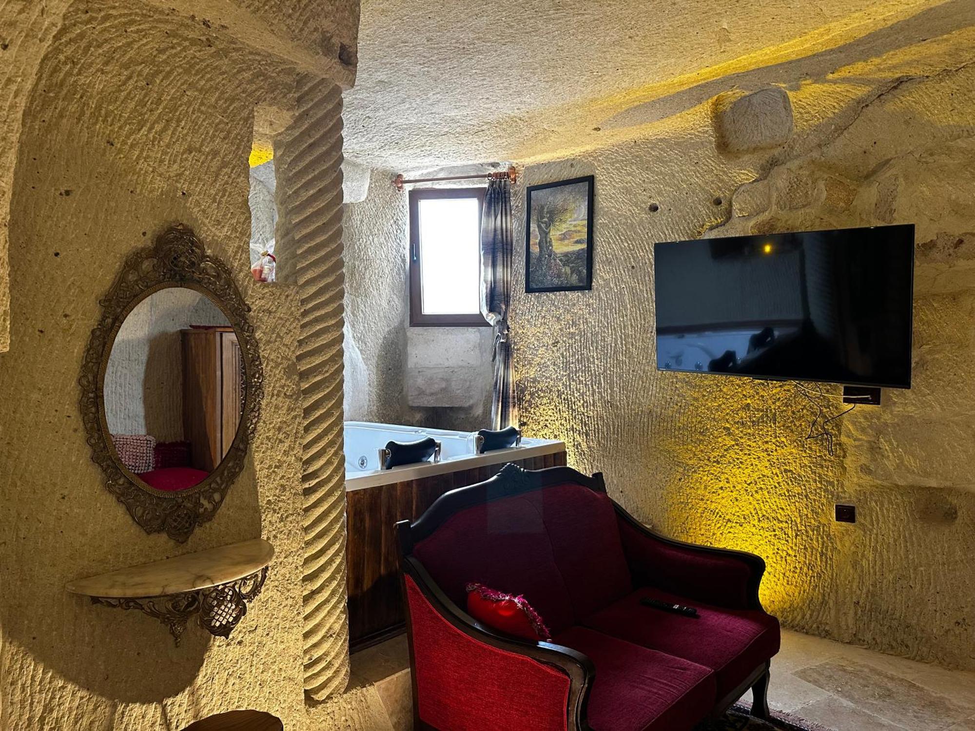 Hotel apartamentowy Kale House Nar